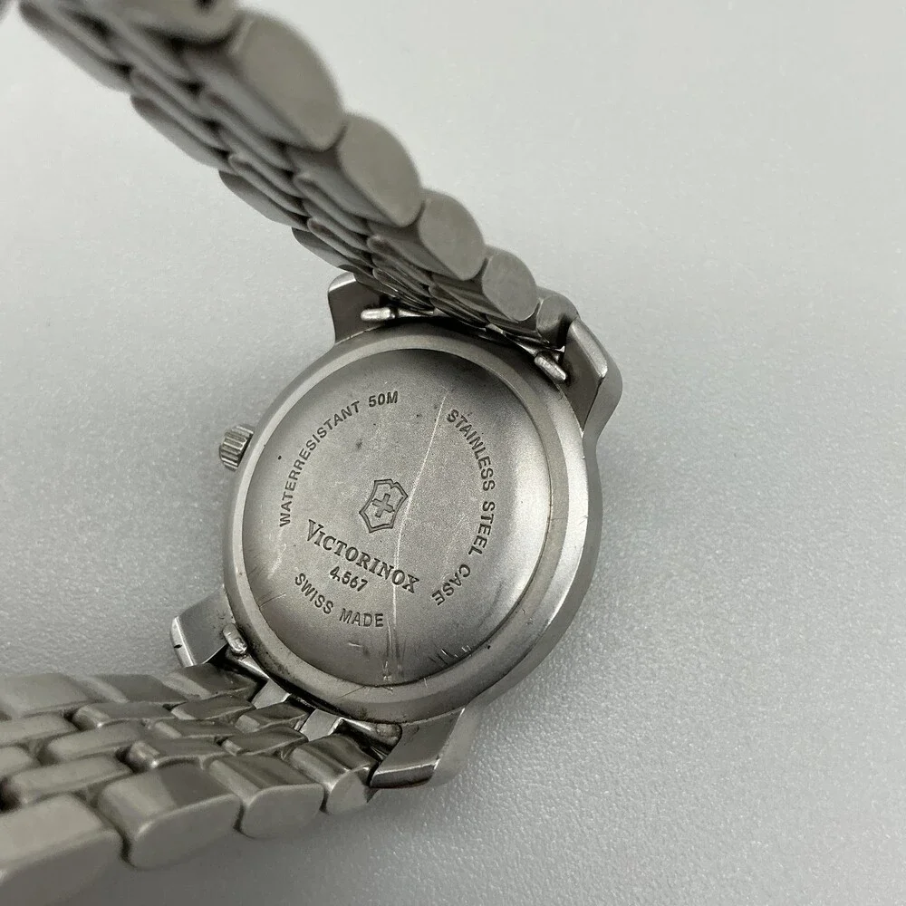 Victorinox Womens Watch 29mm Silver Tone White Dial 4587 Swiss New Battery 5.75
